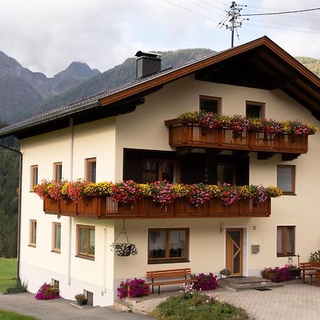 فندق Haus Guggenberger Liesing المظهر الخارجي الصورة