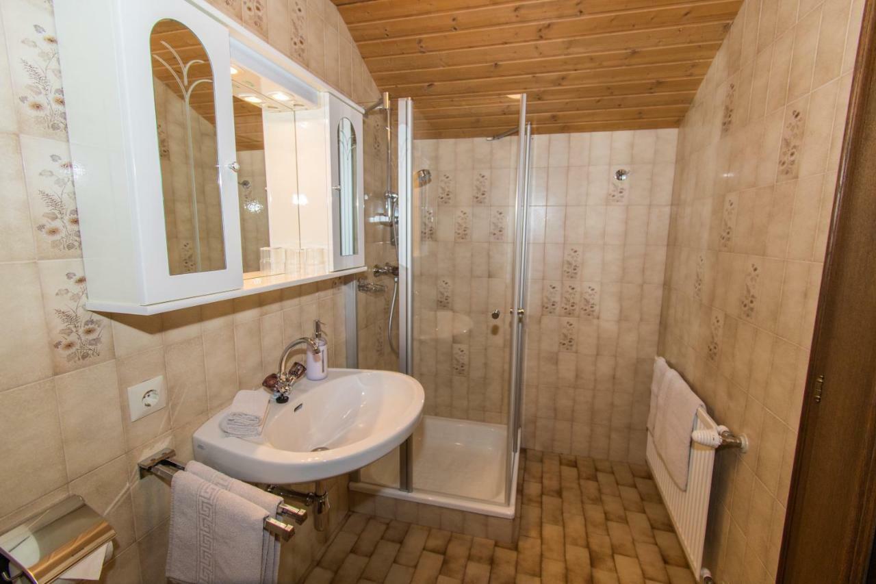 فندق Haus Guggenberger Liesing المظهر الخارجي الصورة